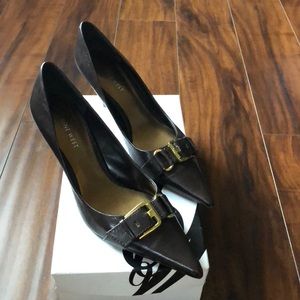 ✨SALE✨Nine West Brown Heals 8.5✨